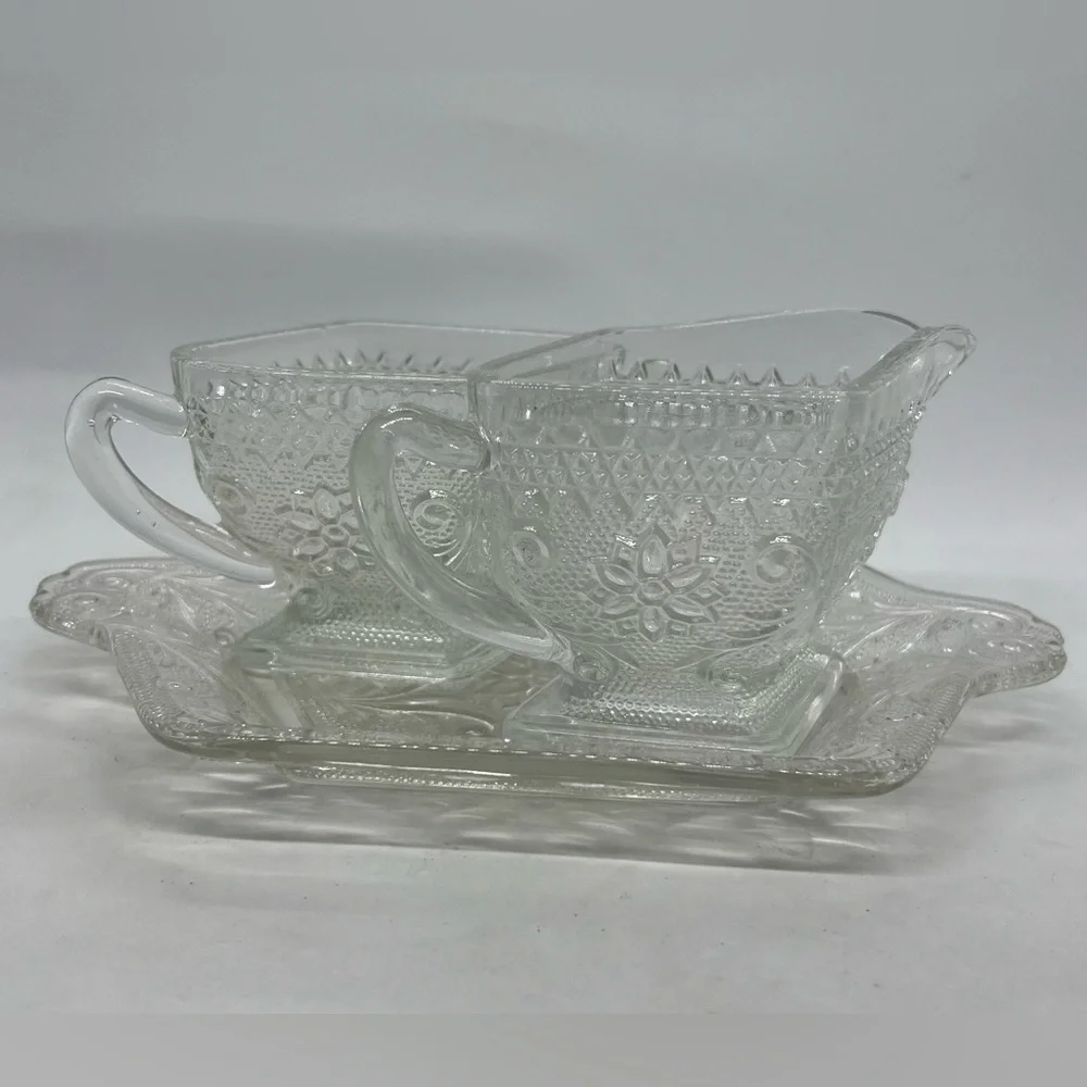 Vintage Indiana Tiara Sandwich Glass Sugar and Creamer Set
